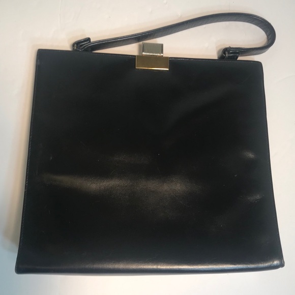 Vintage Handbags - LEATHER VINTAGE PURSE
